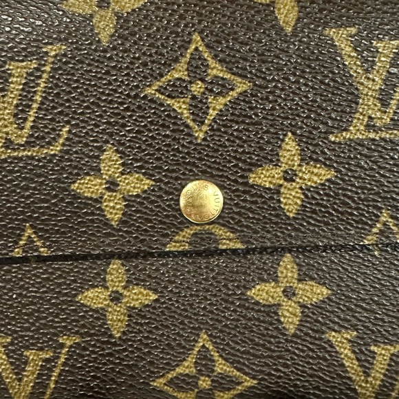 Louis Vuitton Monogram Sarah Long Wallet - Picture 2 of 16